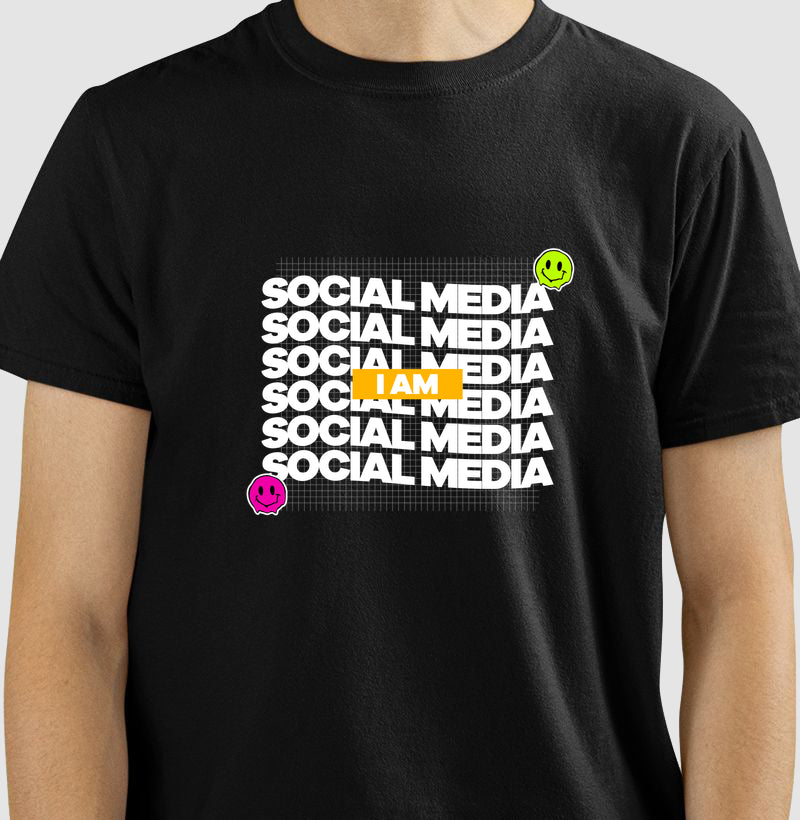 I AM SOCIAL MEDIA!